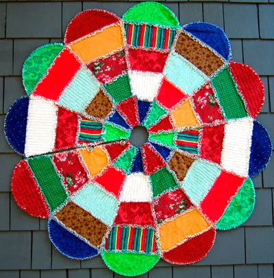 Cozy Christmas Tree Skirt