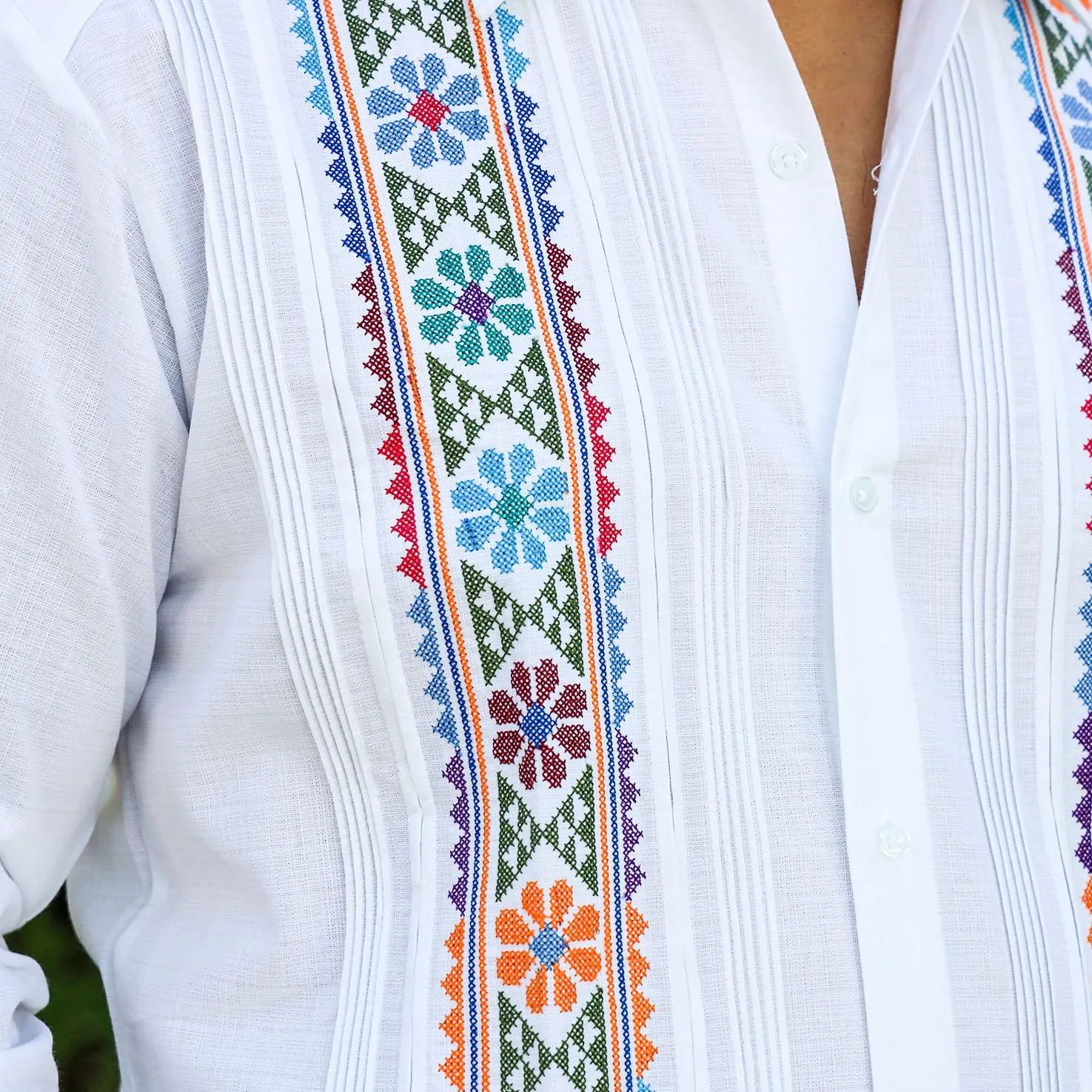 Primavera Embroidered Guayabera