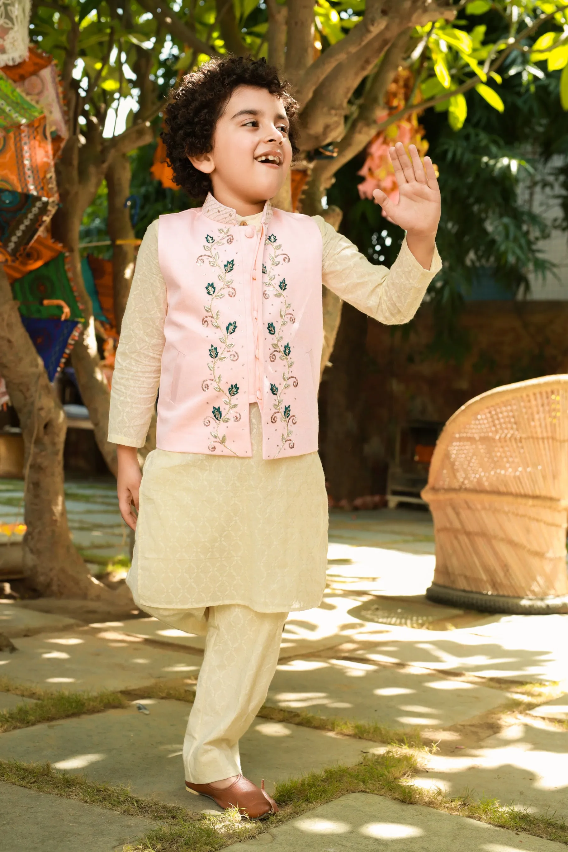 Shad - Vegan Silk Embroidered Nehru Jacket For Boys