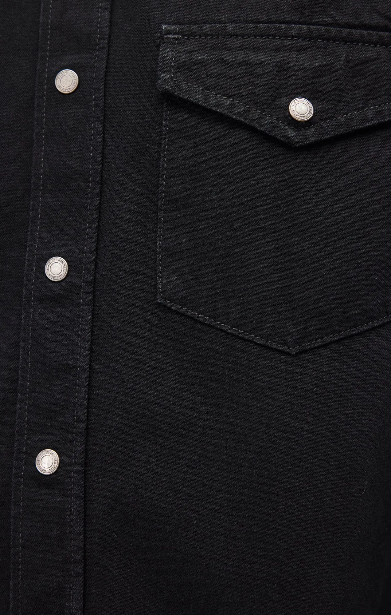 TED DENIM SHIRT IN BLACK