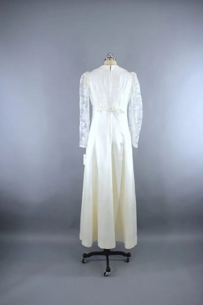 Vintage 1960s Lace and Satin Bridal Gown with Veil