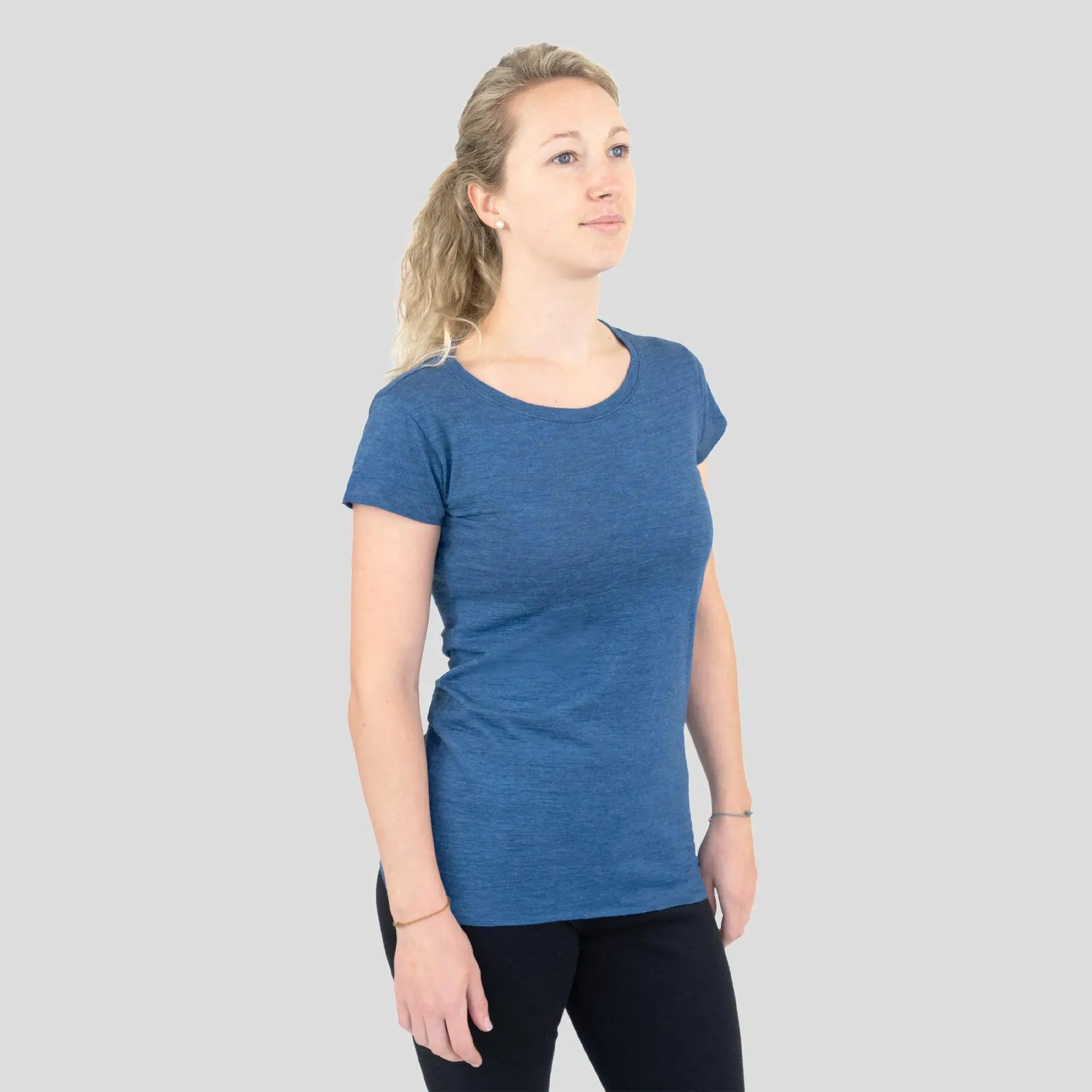 Women's Alpaca Wool T-Shirt: 160 Ultralight Crew Neck