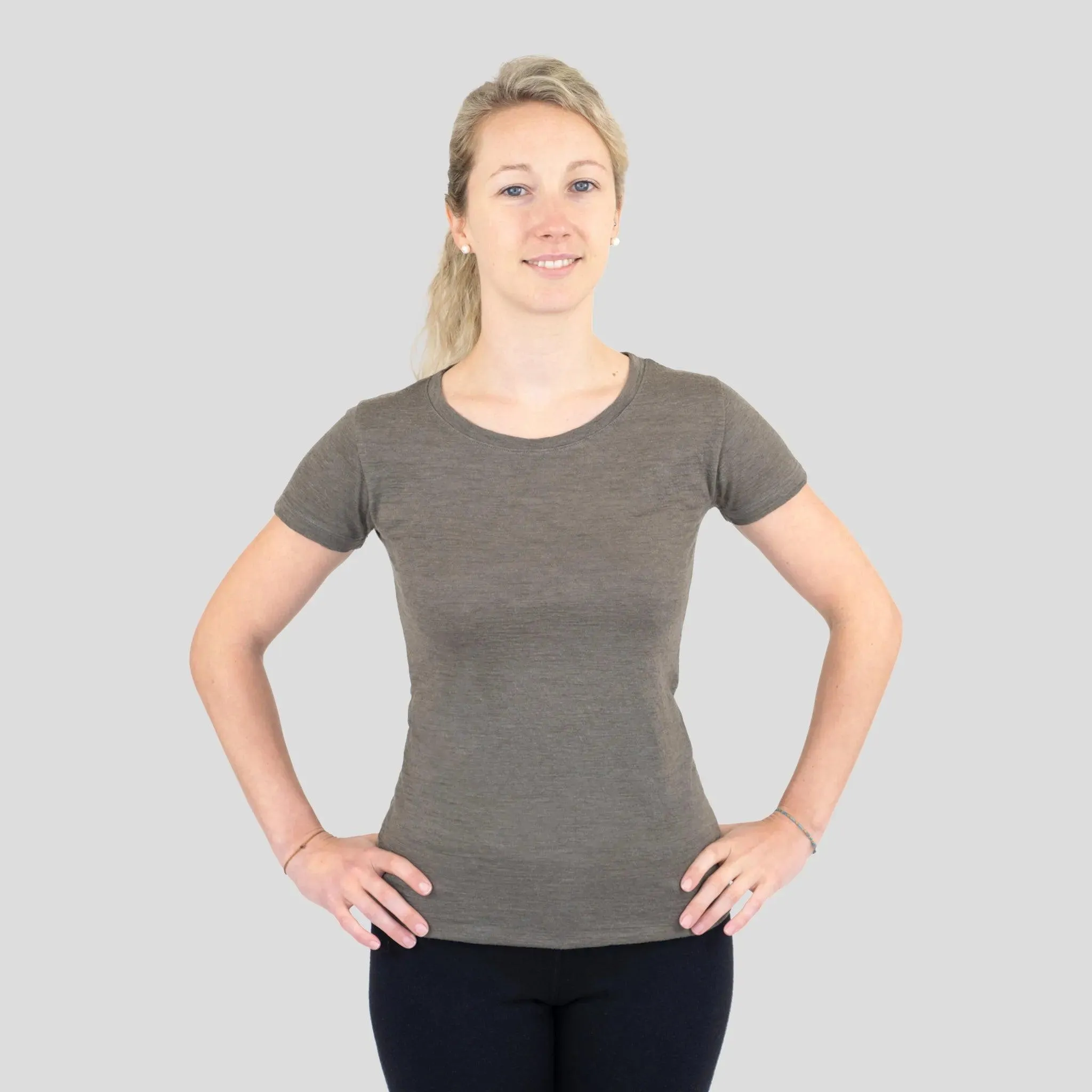 Women's Alpaca Wool T-Shirt: 160 Ultralight Crew Neck