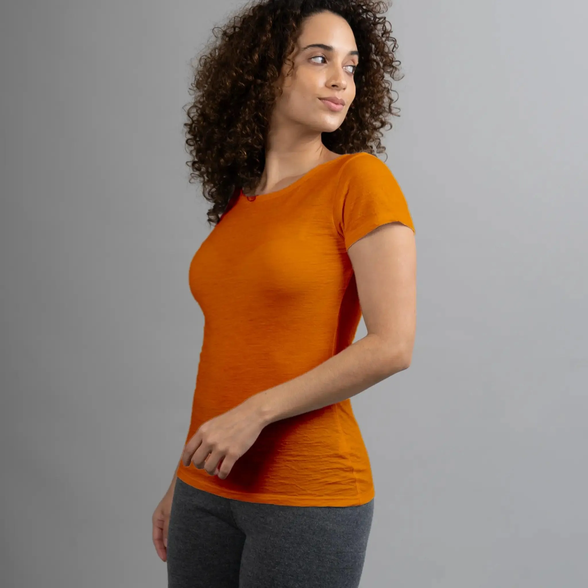 Women's Alpaca Wool T-Shirt: 160 Ultralight Crew Neck